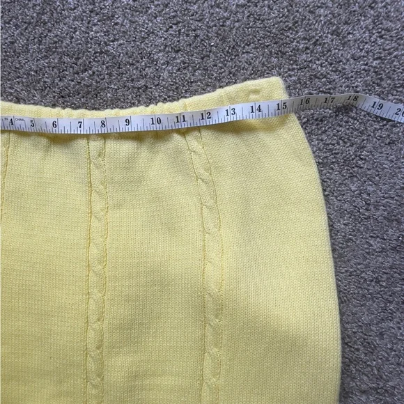 Elegant Cream Cable Knit Sweater Set - Picture 7 of 10